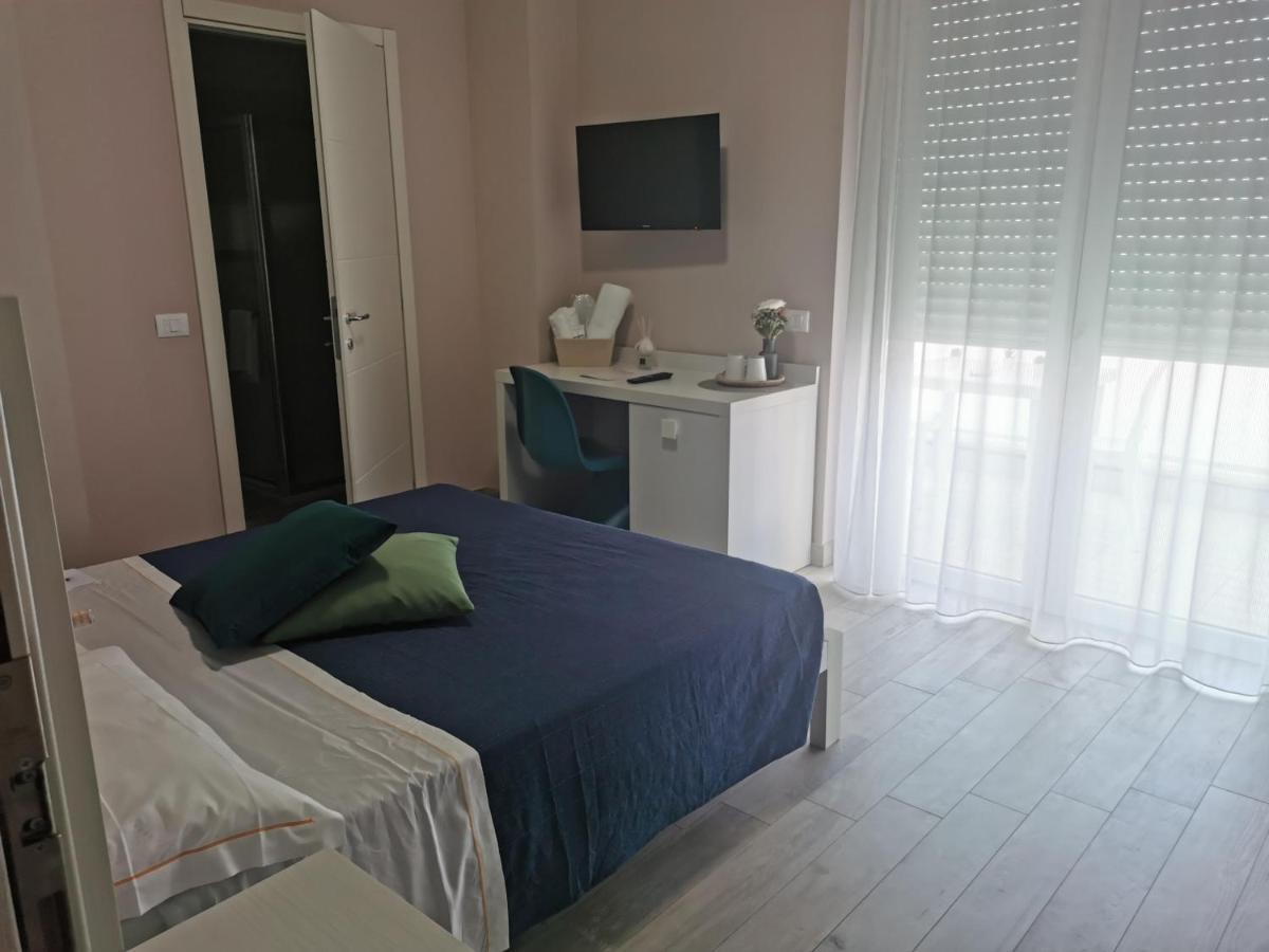 Elite Boutique Hotel Roseto degli Abruzzi Kültér fotó